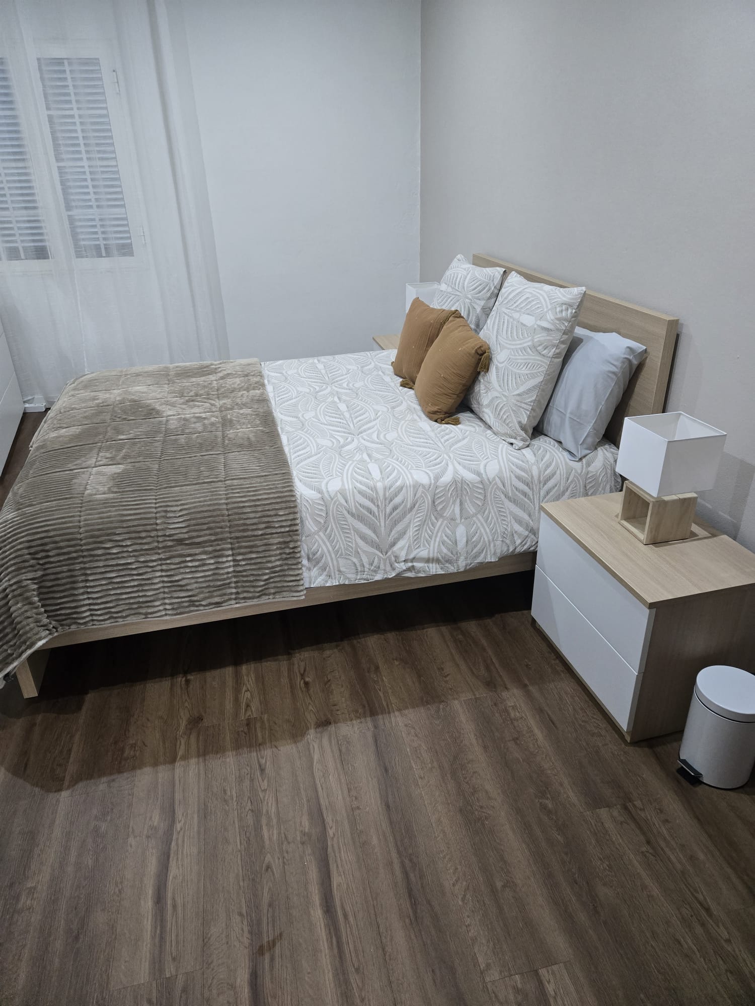 Chambre no 2 — lit queen, vue 2